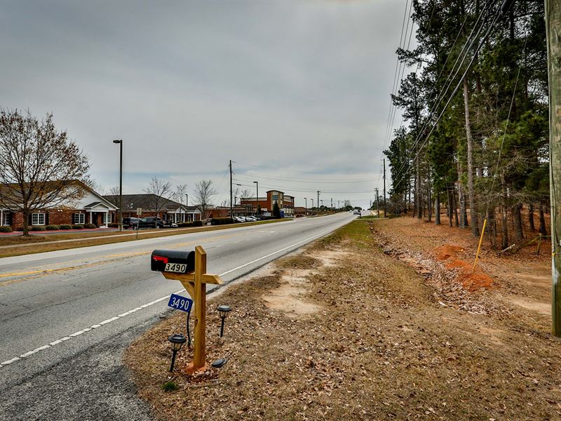 Prime Commerical in Walton County : Loganville : Walton County : Georgia