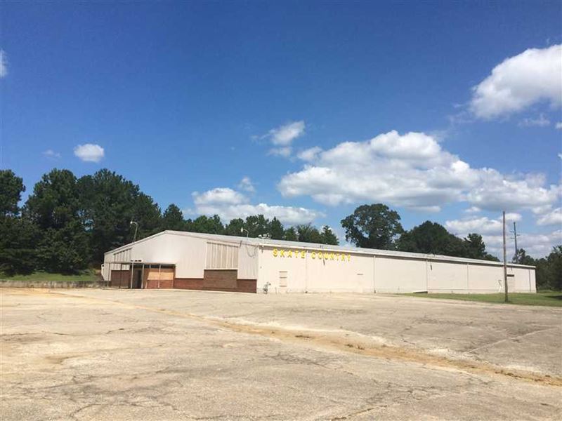 Commercial Building For Sale on Ol : Anniston : Calhoun County : Alabama