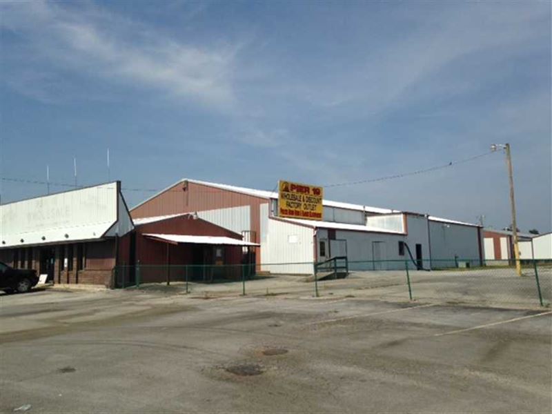 Pier 19 Warehouse : Cave City : Barren County : Kentucky