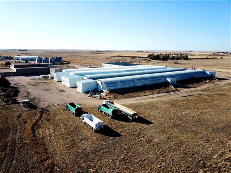 Diamond Hill Storage : Pine Bluffs : Laramie County : Wyoming
