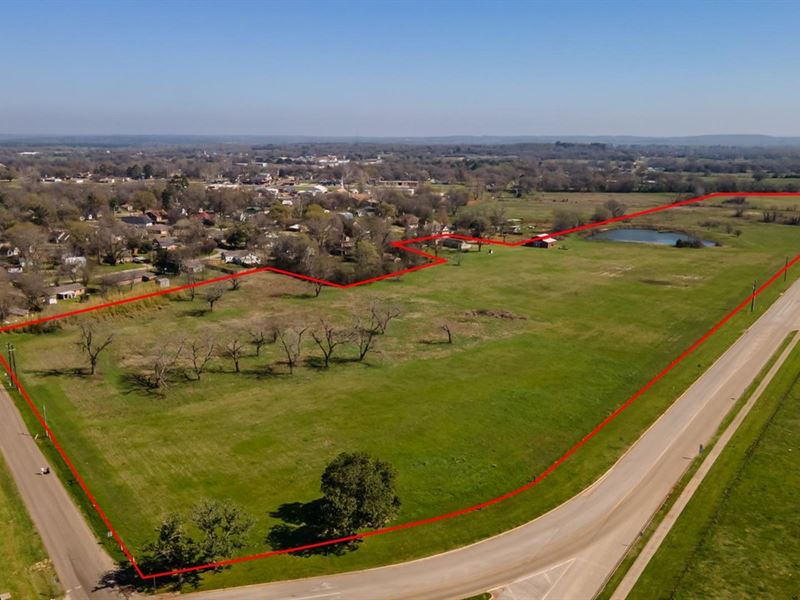 35.7 Acres in The City Limits of Bu : Bullard : Cherokee County : Texas