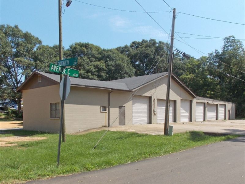 601 Avenue : McComb : Pike County : Mississippi