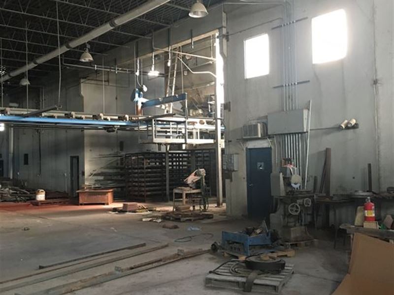 38,000 Sq Ft Industrial Building : Seneca : LaSalle County : Illinois