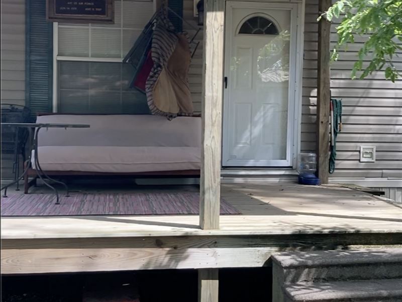 East Lake Home : Holly Grove : Monroe County : Arkansas