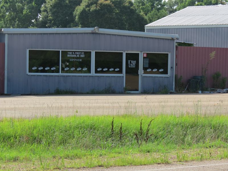 Prime Commercial Location : Brookhaven : Lincoln County : Mississippi