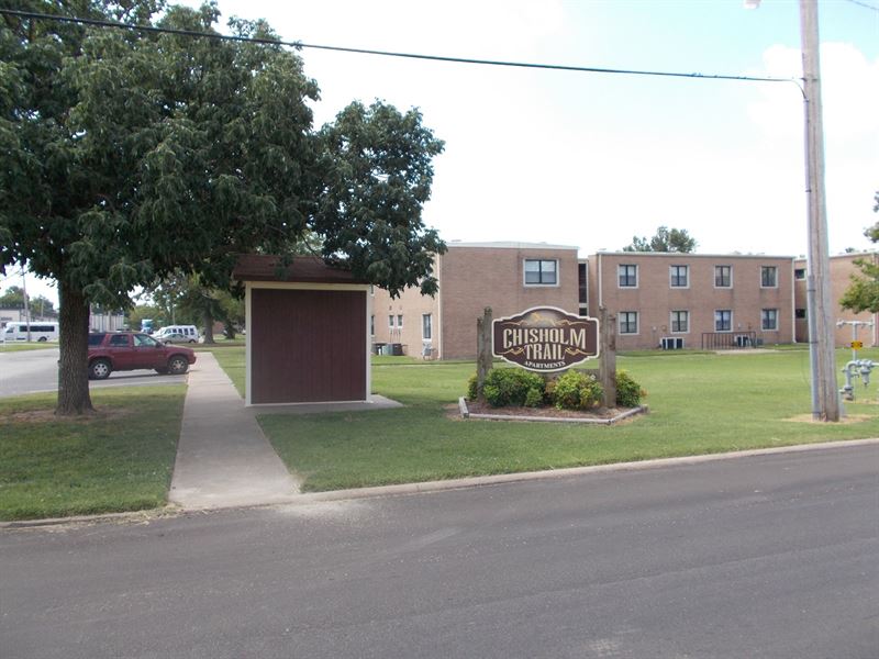 The American Dream Apartment : Miami : Ottawa County : Oklahoma