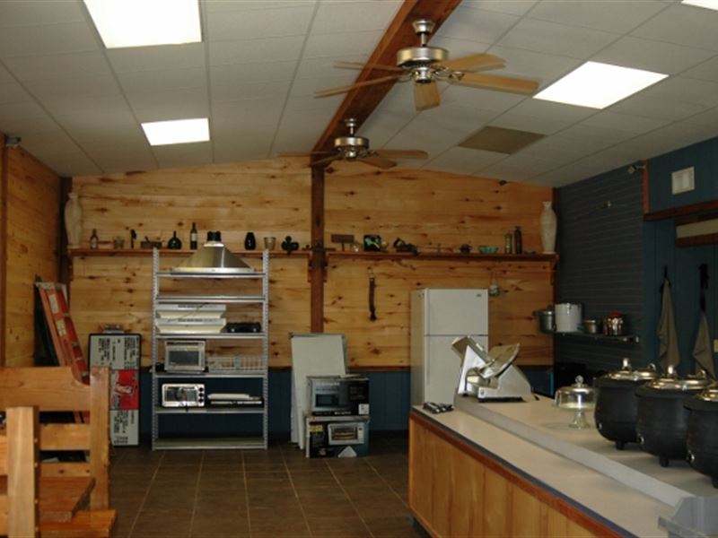 Convenience Store / Cafe : De Kalb : Bowie County : Texas