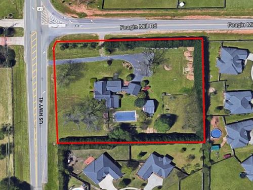Great Corner Lot : Fort Valley : Houston County : Georgia