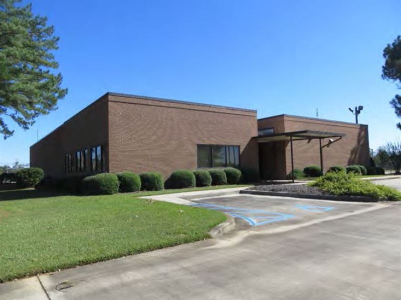 Office Industrial Facility : Hawkinsville : Pulaski County : Georgia