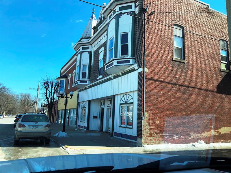 Apartment Buidling, Albia, IA : Albia : Monroe County : Iowa