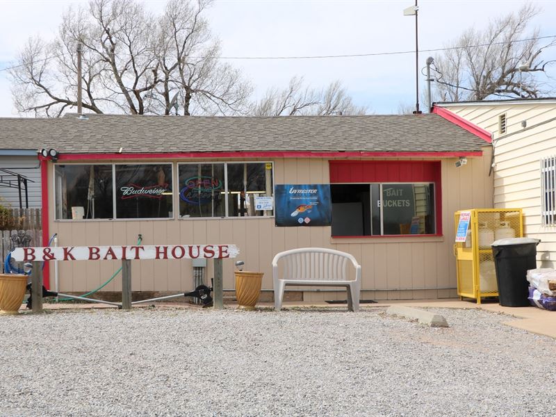 Lake Businesses and Home for Sale : Foss : Custer County : Oklahoma