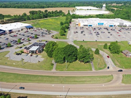 Commercial Building Lot Front : Milan : Gibson County : Tennessee