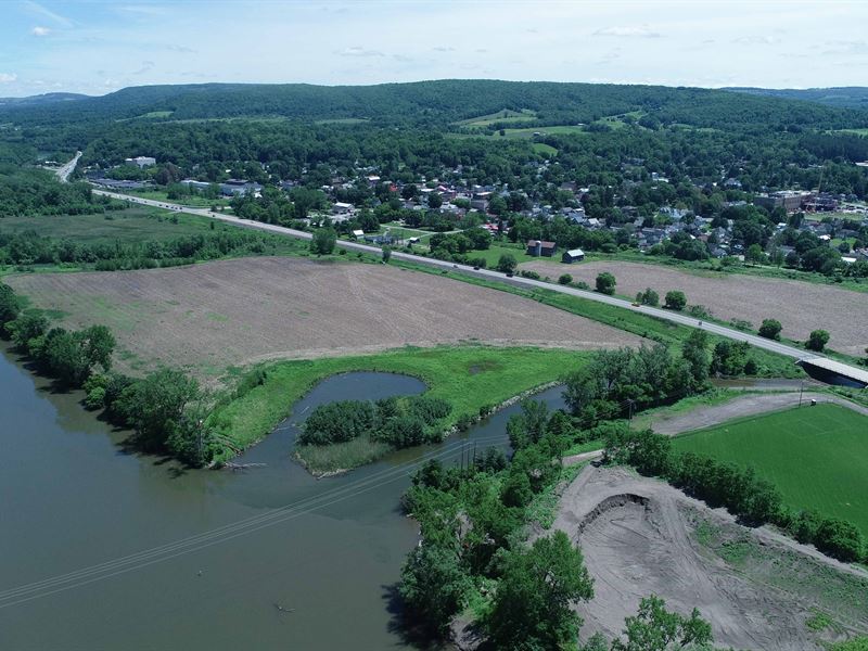 Large Acreage Off The Thruway : Mohawk : Herkimer County : New York