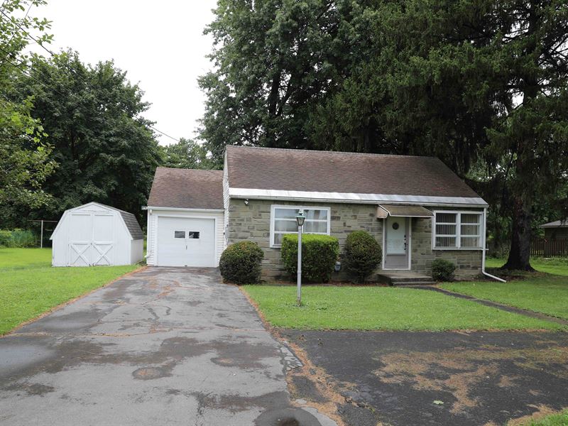 Commercial Site with Residence : East Syracuse : Onondaga County : New York