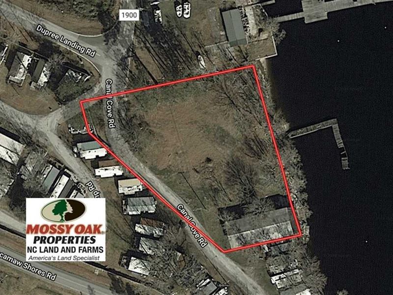 Reduced, Commercial Lot on Lake Wac : Lake Waccamaw : Columbus County : North Carolina