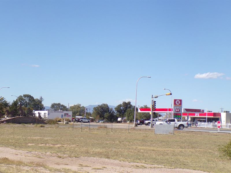 Commercial Lot Heart Moriarty NM US : Moriarty : Torrance County : New Mexico