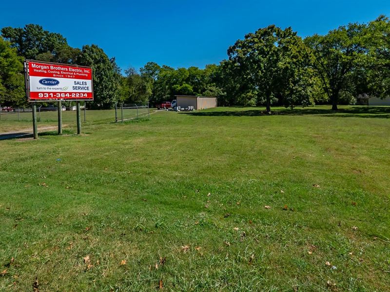 Prime Commercial Real Estate Heart : Chapel Hill : Marshall County : Tennessee