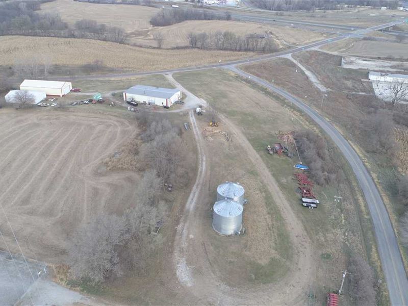 Holt County Hwy Frontage : Mound City : Holt County : Missouri