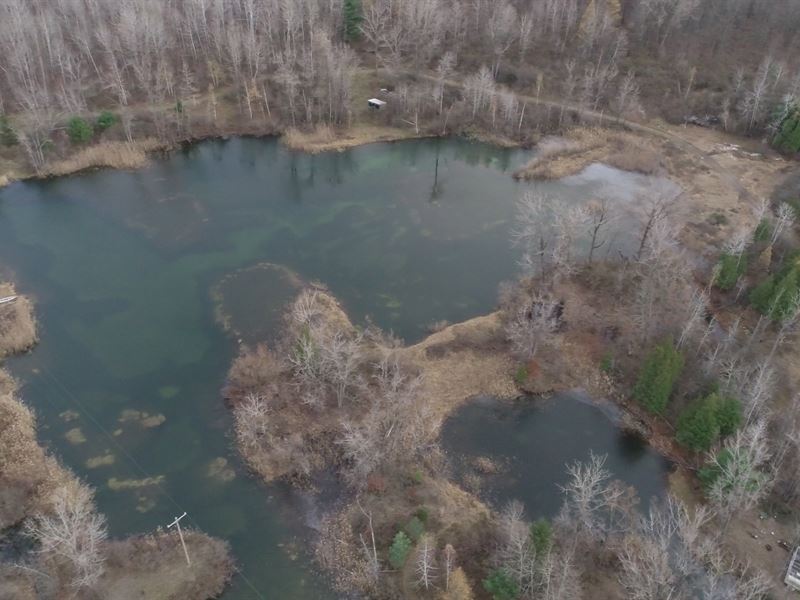 Multiple Large Ponds and Mixed Use : Manlius : Onondaga County : New York