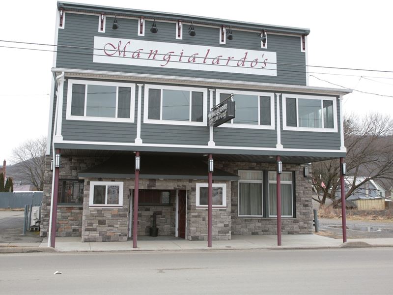 Italian Family Restaurant & Bar : Sayre : Bradford County : Pennsylvania