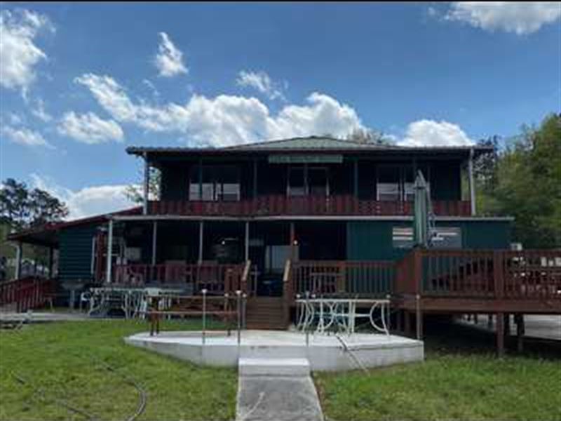 Lake Mitchell Marina : Clanton : Chilton County : Alabama