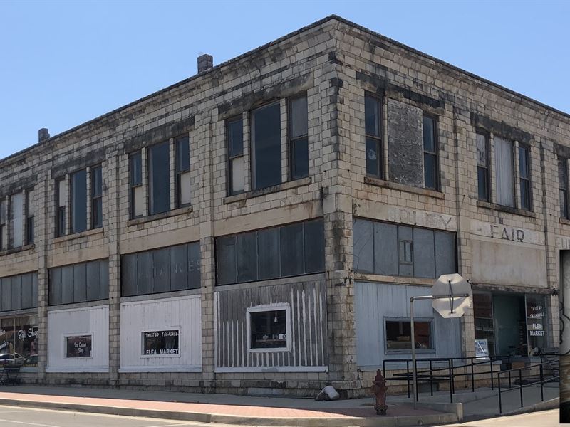 Large Commercial Building Waynoka : Waynoka : Woods County : Oklahoma