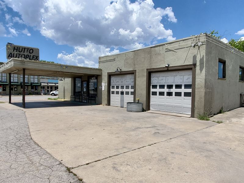 Hutto Autoplex : Hutto : Williamson County : Texas