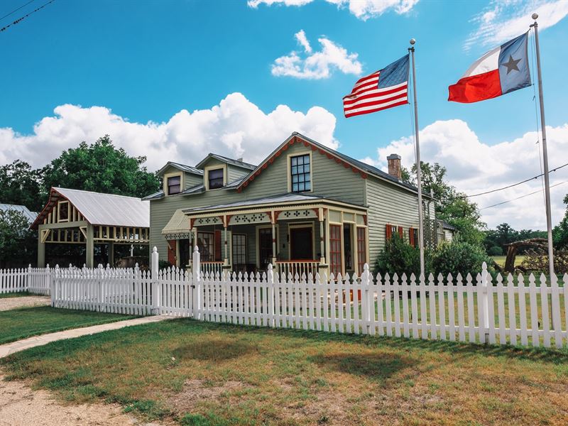 Charming Home Sisterdale Texas : Boerne : Kendall County : Texas