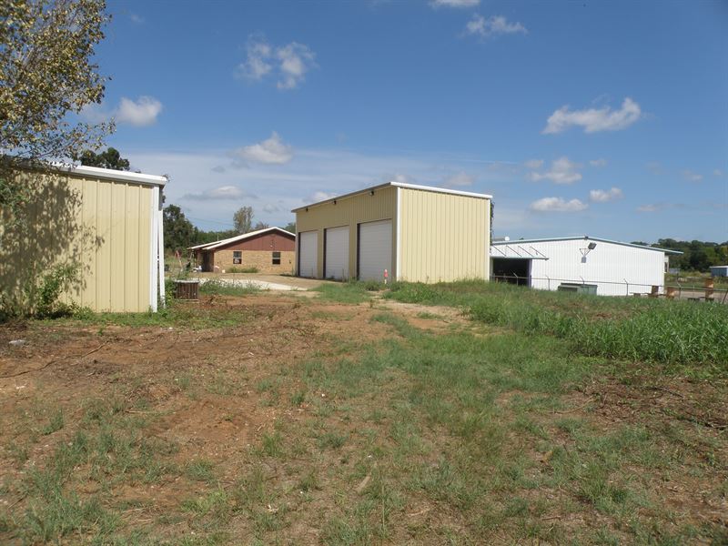 Texas Commercial Properties Auction : Palestine : Anderson County : Texas