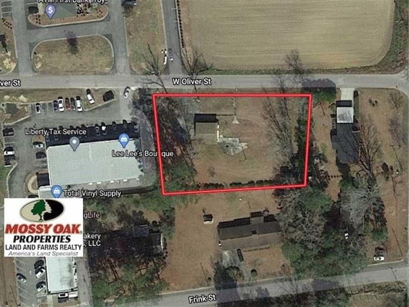.76 + /, Acres of Commercial Land : Whiteville : Columbus County : North Carolina