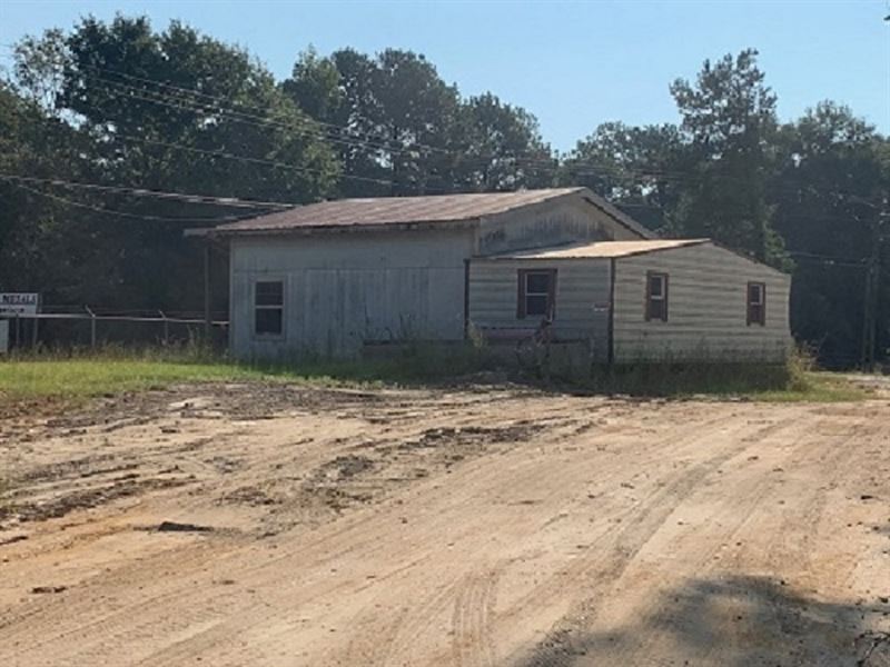 7 Acres with a Office and 2 Shops : Troy : Coffee County : Alabama