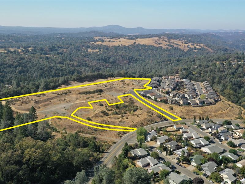 Zoned for 84 Townhomes : Placerville : El Dorado County : California
