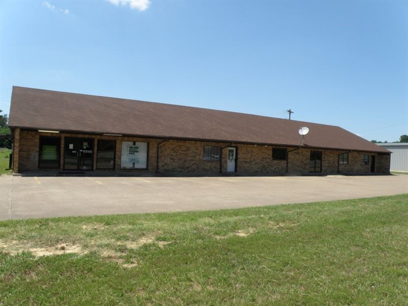 Commerical Lease Space, Newly : Frankston : Henderson County : Texas