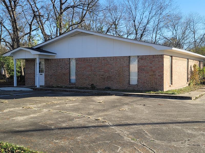 Commercial Building Clarksville : Clarksville : Red River County : Texas
