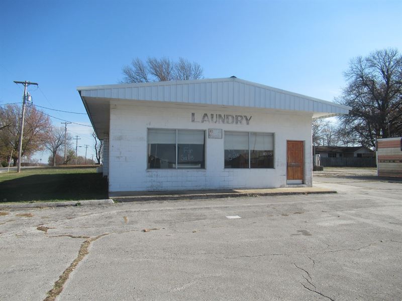 Commercial Building Greenfield, MO : Greenfield : Dade County : Missouri