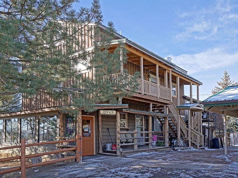 Cedaredge Lodge, Grand Mesa : Cedaredge : Delta County : Colorado