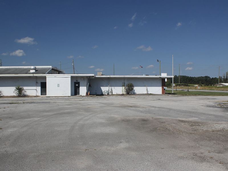 Large Commercial Building for Lease : Washington : Beaufort County : North Carolina
