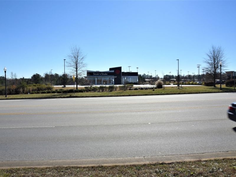 Available Former Steak N Shake New : Valley : Chambers County : Alabama