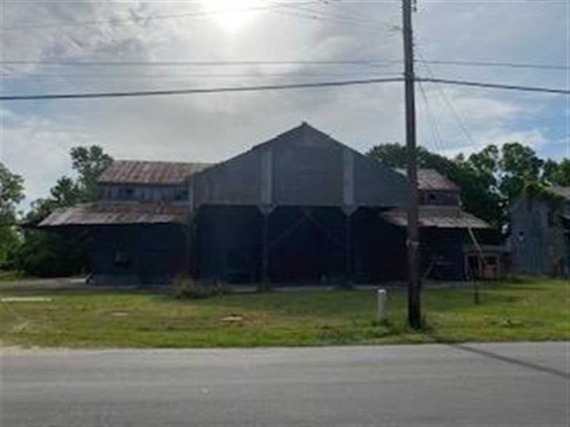 3 Acres of Commercial Land with bu : Manning : Clarendon County : South Carolina