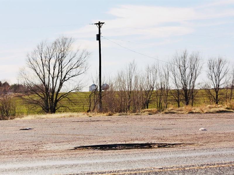 Interstate Twenty Frontage : Colorado City : Mitchell County : Texas