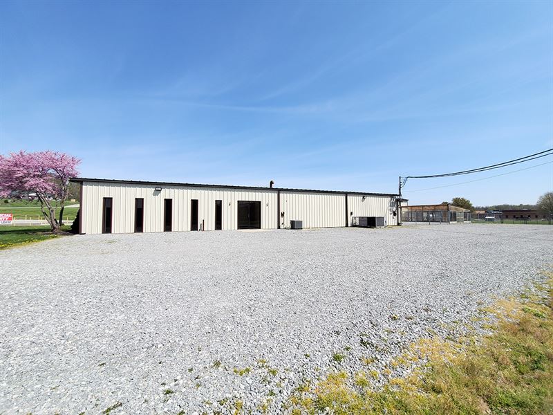 17000 Sq Ft Commercial Facility : Hillsboro : Highland County : Ohio