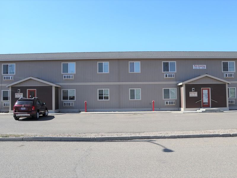 100 Occupancy 12-Unit Apartment : Glendive : Dawson County : Montana