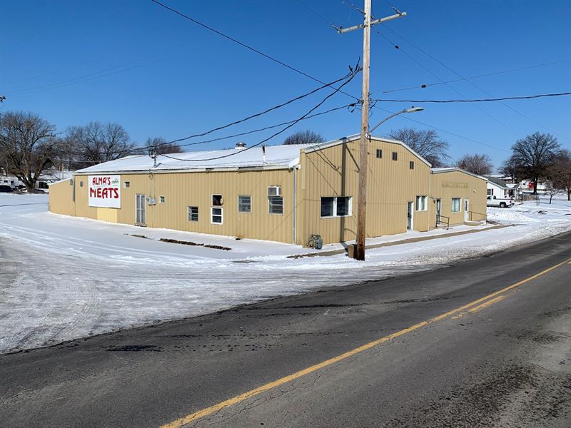 Commercial Lafayette Missouri Multi : Alma : Lafayette County : Missouri