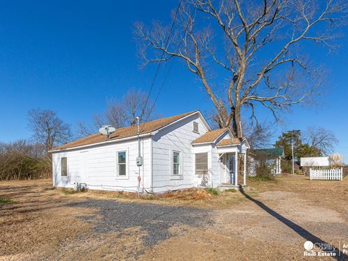 Great Rental or Commercial Property : Mena : Polk County : Arkansas