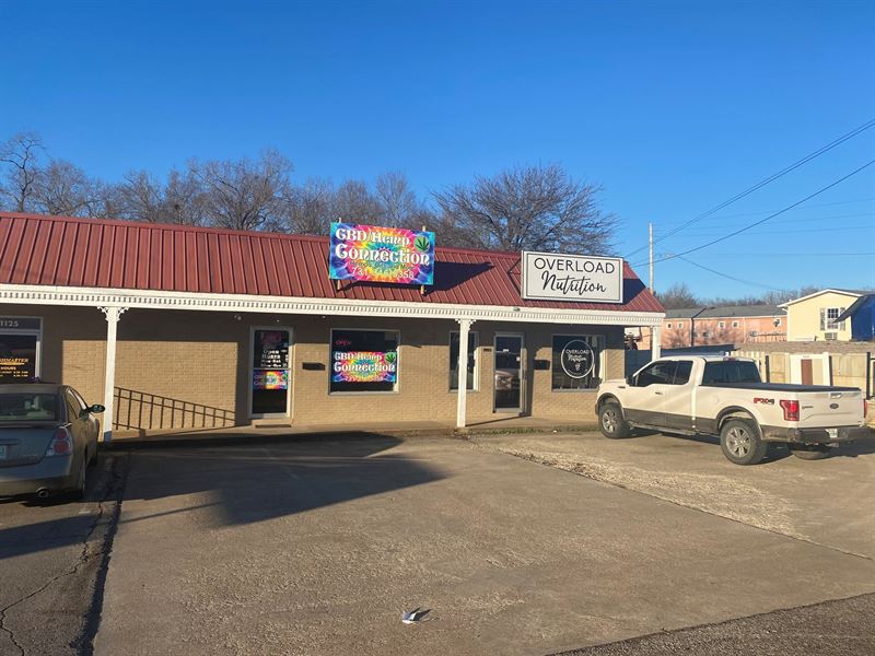 Commercial Mixed Use Building : Savannah : Hardin County : Tennessee
