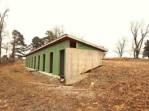 Commercial Property in Thayer, MO : Thayer : Oregon County : Missouri