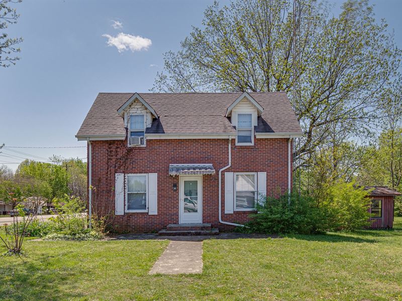 Commercial Duplex Hohenwald : Hohenwald : Lewis County : Tennessee