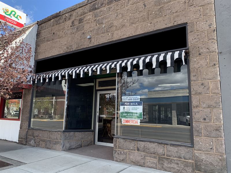 Burns Broadway Business : Burns : Harney County : Oregon