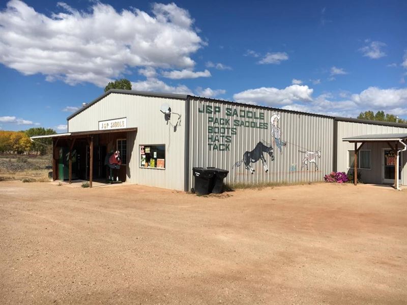 Turn-Key Commercial Saddle Shop : Roosevelt : Uintah County : Utah