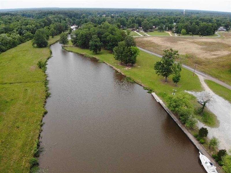 Price Reduced-Beautiful Waterfront : Aberdeen : Monroe County : Mississippi